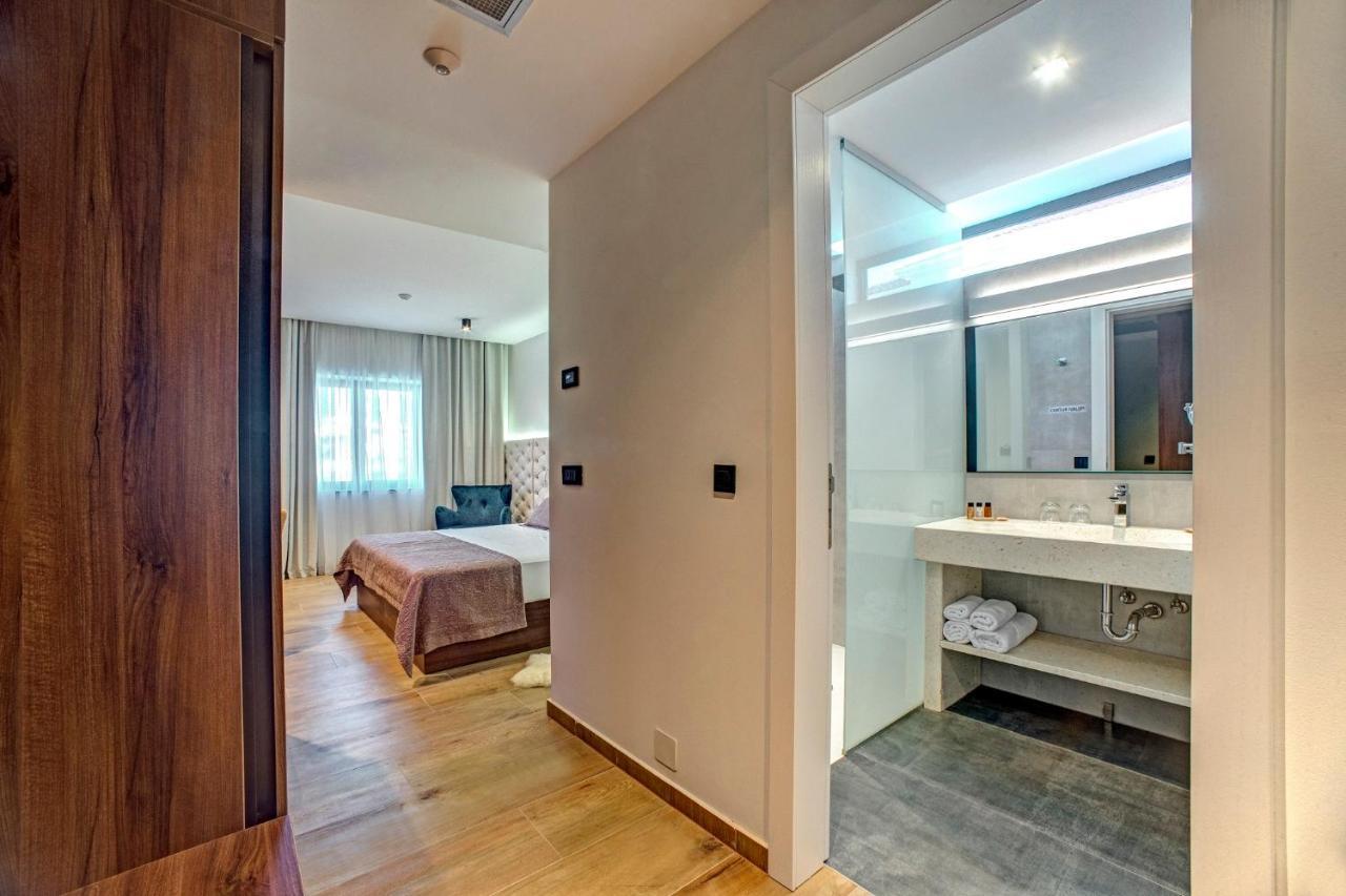 Hotel Scala D'Oro Vodice Exteriér fotografie