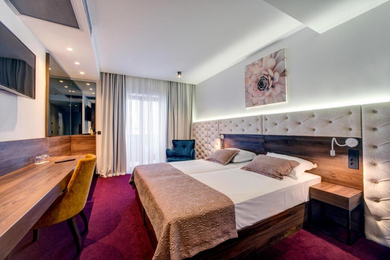 Hotel Scala D'Oro Vodice Exteriér fotografie