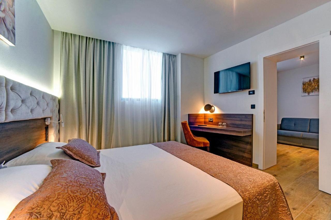 Hotel Scala D'Oro Vodice Exteriér fotografie